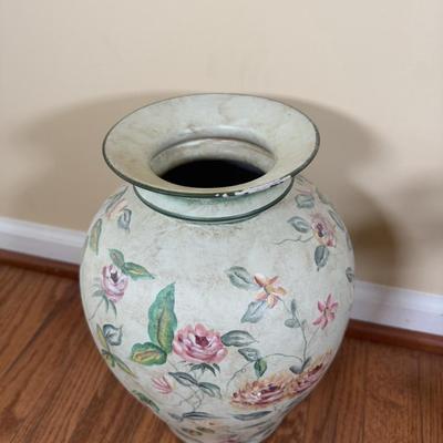 LOT 186L: Home Decor Collection - Vases, Candlesticks & More