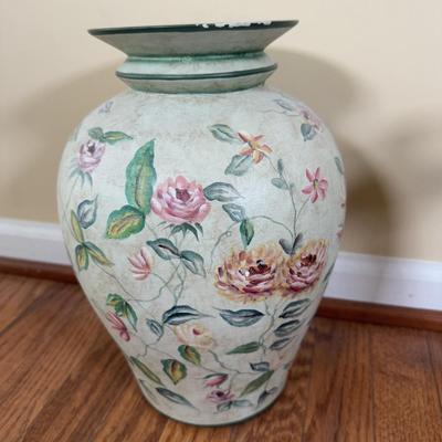 LOT 186L: Home Decor Collection - Vases, Candlesticks & More