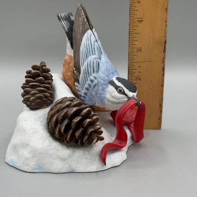 LOT 189N: Lenox Porcelain Birds - American Robin, 2001 Christmas Nuthatch, Bluebird & American Goldfinch