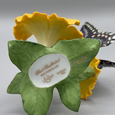 LOT 190N: Beautiful Lenox Figurines - Black Swallowtail, Purple Finch, Chickadee & Tufted Titmouse