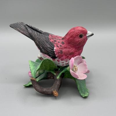 LOT 190N: Beautiful Lenox Figurines - Black Swallowtail, Purple Finch, Chickadee & Tufted Titmouse
