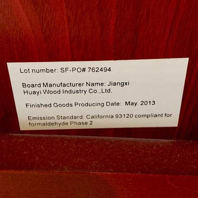 LOT 202 M: Standing Mirror / Jewlery Cabinet