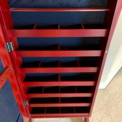 LOT 202 M: Standing Mirror / Jewlery Cabinet