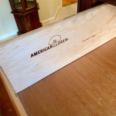 LOT 205 M: American Drew 6 Drawer Chest of Drawers & 9 Drawer Dresser w/ Mirror