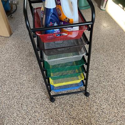 Rolling rack with cleaners