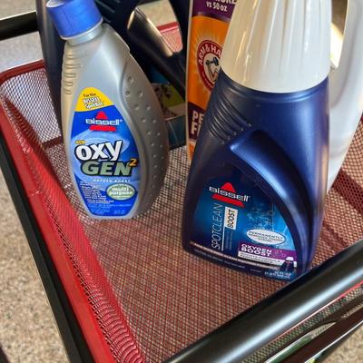 Rolling rack with cleaners