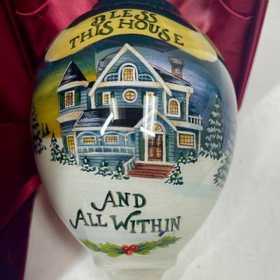 Ne Qwa Art Christmas Ornament