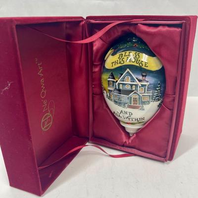 Ne Qwa Art Christmas Ornament