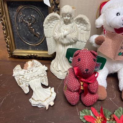Large Christmas Decor Lot