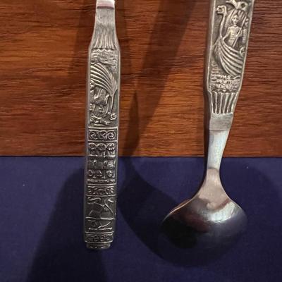 Set of 12 Vintage Norwegian (Konge Tinn) Viking Pewter Heilag Olav Spoons