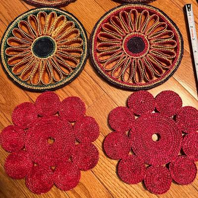 Vintage Tableware - Table Cloths, Placemats, Napkin Holders, Coasters, Trivets