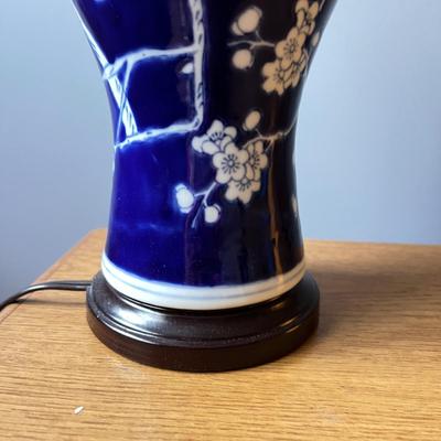 Blue White Cherry Blossom Table lamp