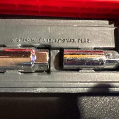 Socket set with extra sockets