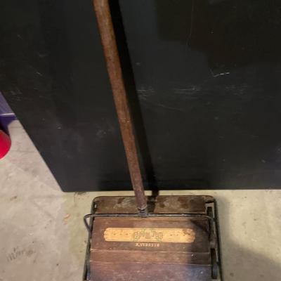 Bissell war model floor vac