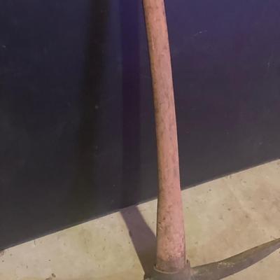 Pick axe