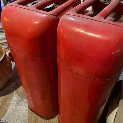 Metal gas cans