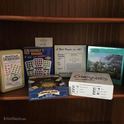 LOT 18 - Games and Puzzles