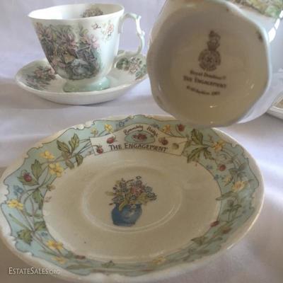 Lot 113 - Royal Doulton Tea Cups  