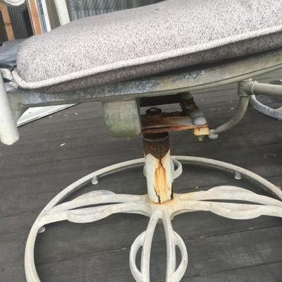 LOT 1 - Patio Table, Chairs, Lounger, side table and Umbrella