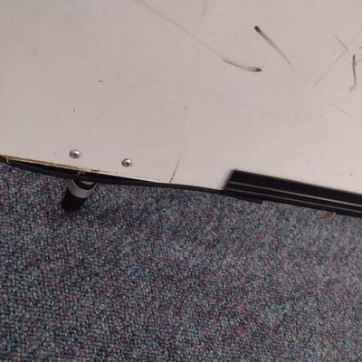 Dry Erase Board on Aluminum Tripod