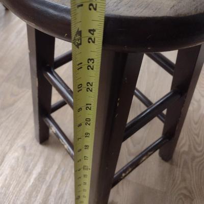Solid Wood Dark Stain Sitting Stool