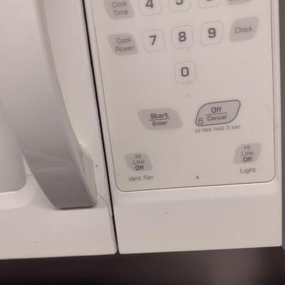 Undercabinet Microwave Oven
