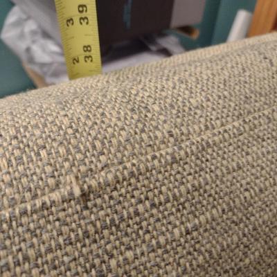 Button Back Upholstered Office Chair