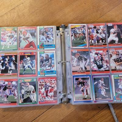 Sale Photo Thumbnail #311: The photos are just some of the pages, these are unsorted and mostly sports cards.