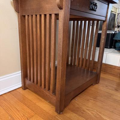 Wooden Nightstand w/ Slatted Sides (LR-DZ)