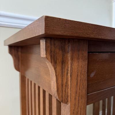 Wooden Nightstand w/ Slatted Sides (LR-DZ)