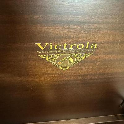 Lot 1: Antique Gentleman’s Cabinet, Bed and more