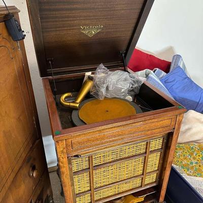 Lot 1: Antique Gentleman’s Cabinet, Bed and more
