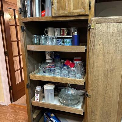 Lot 8: Mikasa Dishes, Kitchen Selection & More