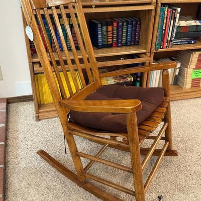 Lot 10: Book Shelves, Books & More