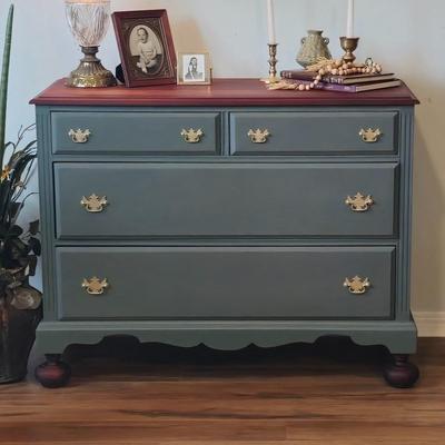 Antique Mahogany Dresser