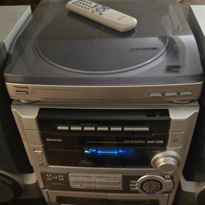 AIWA CX-ZL500 5 Disc CD Sound system W/ PX-E860 Record Player Remote Speakers