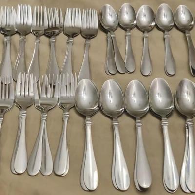 Oneida Avondale Silverware Set 62 Piece Vintage Silverware Vintage Flatware Set