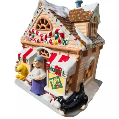 Vintage Looney Tunes Village Lighted Candy Shop Warner Brothers Studio 1997