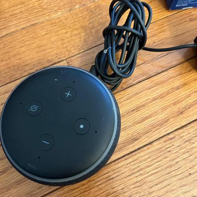 Mixed Electronics Lot - Amazon Echo, 3 Patriots Power Cell Batteries, Slender Tone