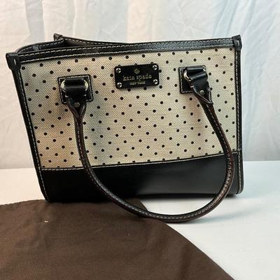 Lot D 170 NWT Kate Spade Black and Beige Handbag
