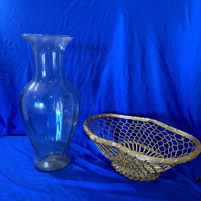LARGE CLEAR VASE AND WEAVED WIRE BASKET