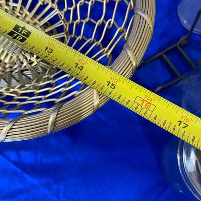 LARGE CLEAR VASE AND WEAVED WIRE BASKET