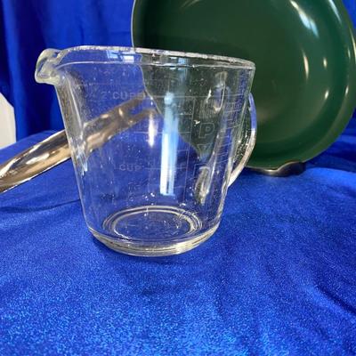 ORGREENIC FRYING PAN, PAMPERED CHEF MEASURING CUP, PYREX LIQUID MEASURER AND MORE