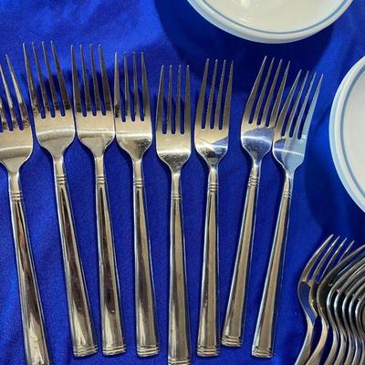 NORITAKE FLATWARE, FARBERWARE FLATWARE, SMALL CORELLE ICE CREAM BOWLS AND MORE