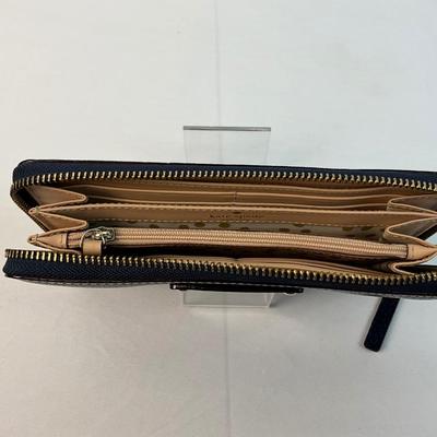 Lot D 177 NWT Kate Spade Neda Wellesley Wallet