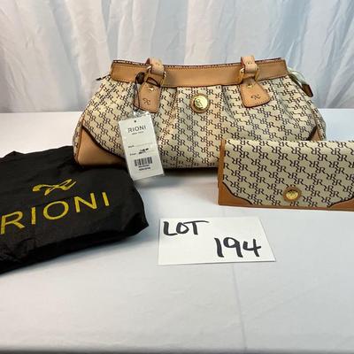 Lot D 194 NWT Rione Italy Signature Audrey Pleated Shoulder Bag and Matching Wallet