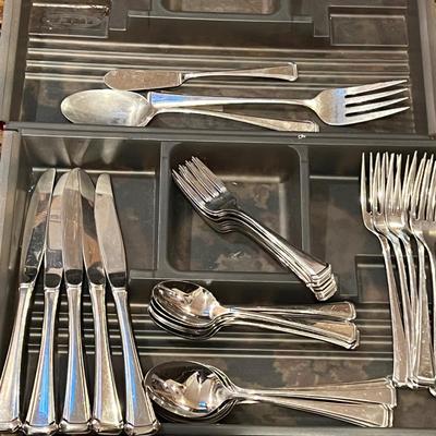 40 Pc. Oneida SSS Vintage MAESTRO St. Leger Flatware Silverware Set