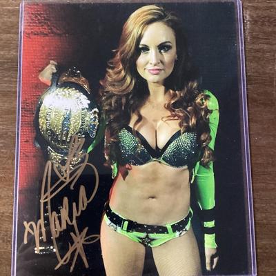 Maria Kanellis autograph