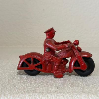 1930'S HUBLEY CAST IRON TOY MOTORCYCLE