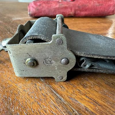 DURHAM DUPLEX STRAIGHT RAZOR WITH LEATHER STRAP